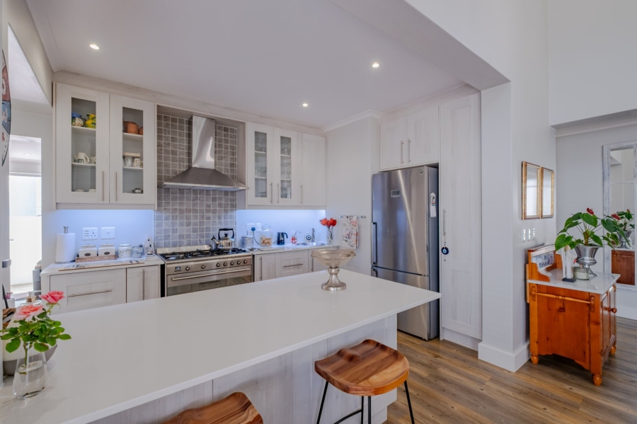 3 Bedroom Property for Sale in Chanteclair Western Cape